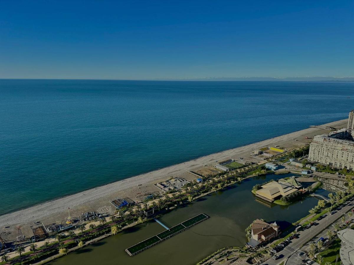 Orbi City Amazing Apartments Batumi Exterior foto